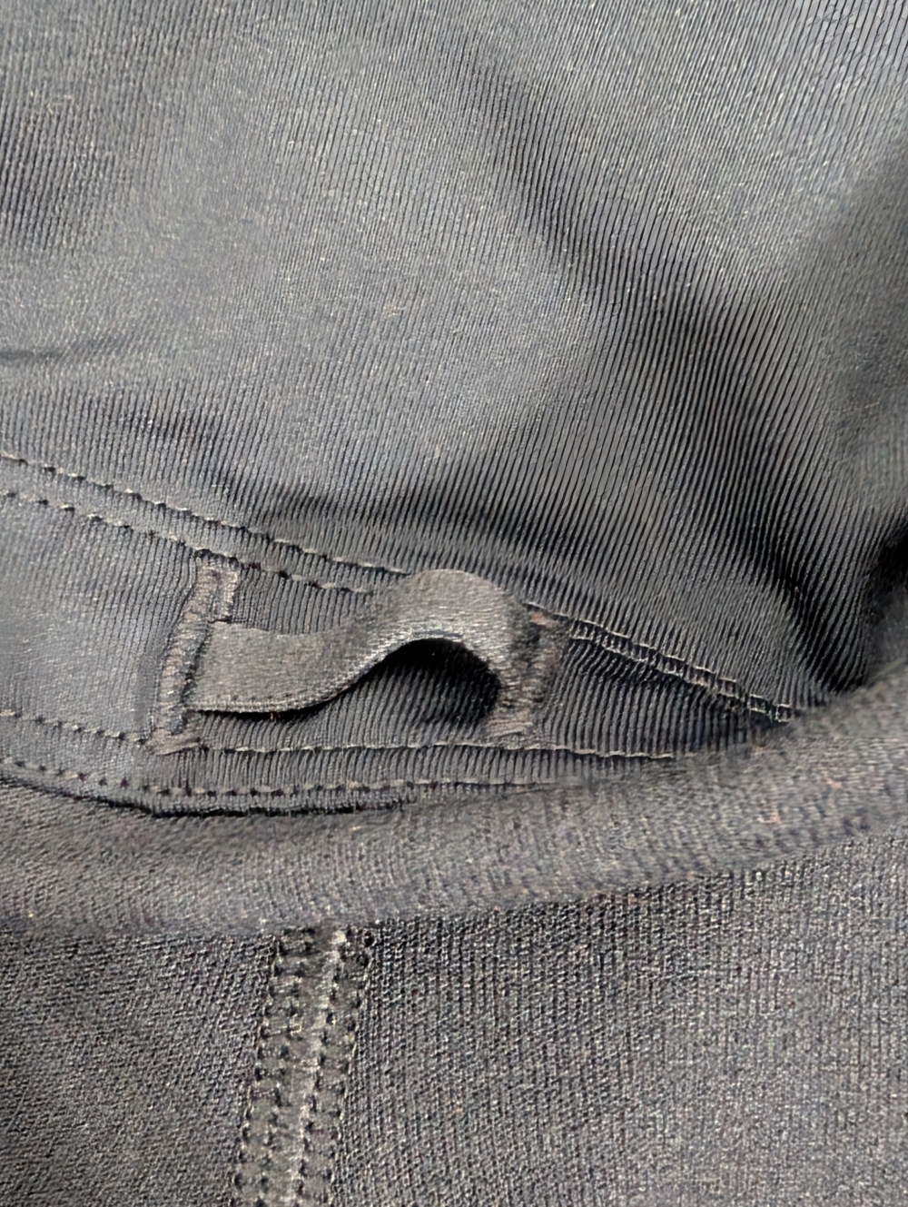 Athleta Black High-Rise Pocket Leggings - Picture 4 of 10